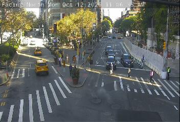 Columbus Street @ 65 Street live webcam