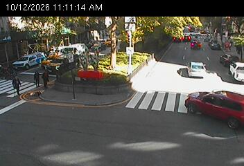 Park Avenue @ 34 Street live webcam