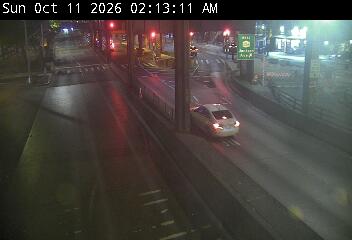Queensboro Bridge & Crescent St traffic camera, Queens, New York