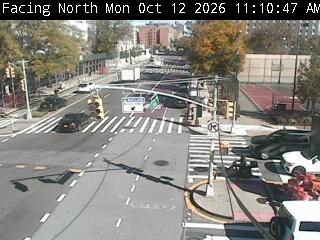 1 Avenue @ 96 Street live webcam