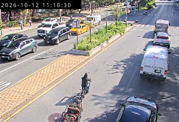 Houston Street @ Chrystie Street live webcam