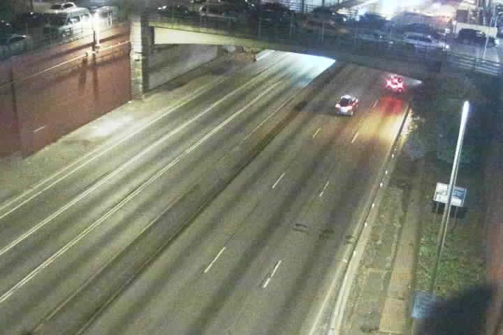 I-95 & Weeks Ave (Exit t02B) traffic camera, Bronx, New York