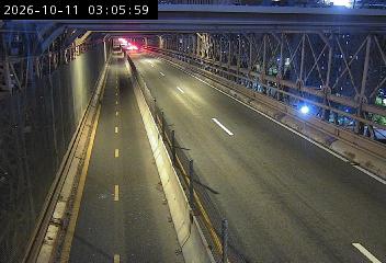 Brooklyn Bridge & West of Manhattan Twr 2 traffic camera, Manhattan, New York