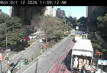 South Street @ Pike Street live webcam