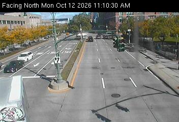 12 Avenue @ 14 Street live webcam