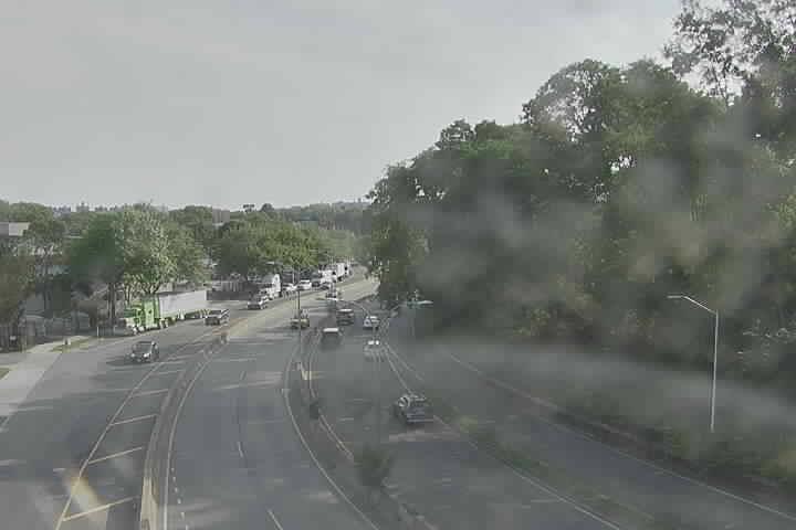 I-278 at Connector to G.C.P./Astoria Blvd. live webcam