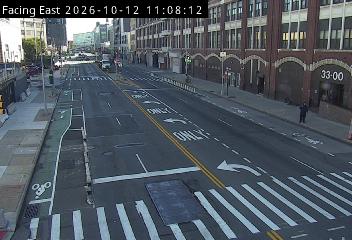 Northern Blvd @ Honeywell Bridge live webcam
