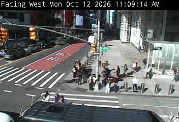 6 Avenue @ 42 Street live webcam