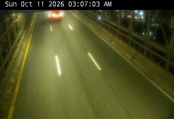 Brooklyn Bridge & West of Bklyn Twr 2 traffic camera, Manhattan, New York