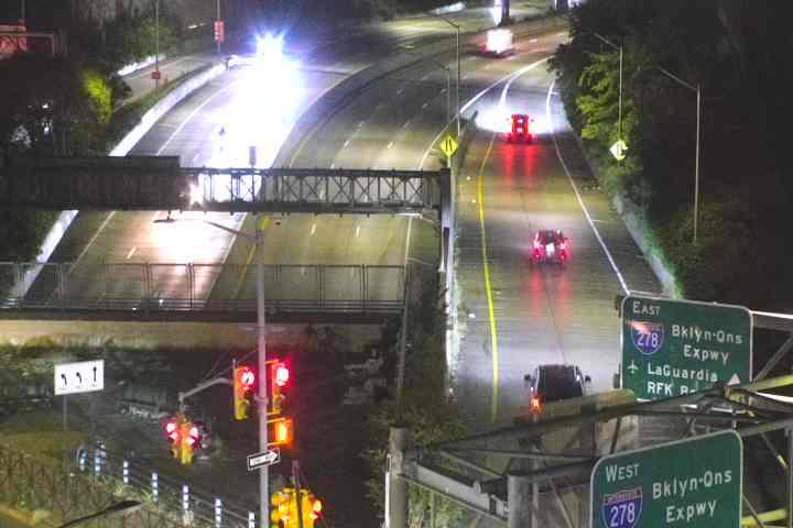 I-278 & Broadway 2 traffic camera, Queens, New York