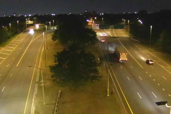 I-95 & Pennyfield Av-TNB traffic camera, Bronx, New York