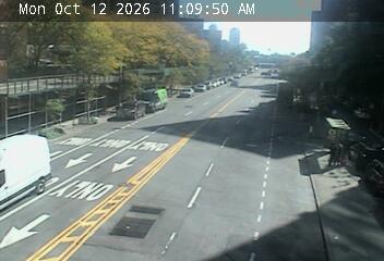 1 Avenue @ 23 Street live webcam
