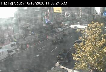 7 Avenue @ 34 Street live webcam