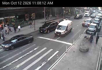 7 Avenue @ 57 Street live webcam