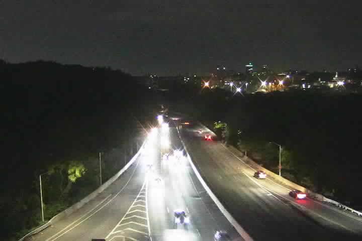 I-87 & Mosholu Pkwy (Exit 12) traffic camera, Bronx