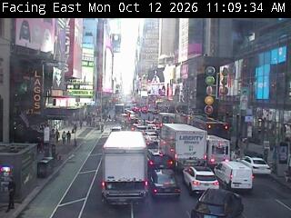 7 Avenue @ 49 Street live webcam